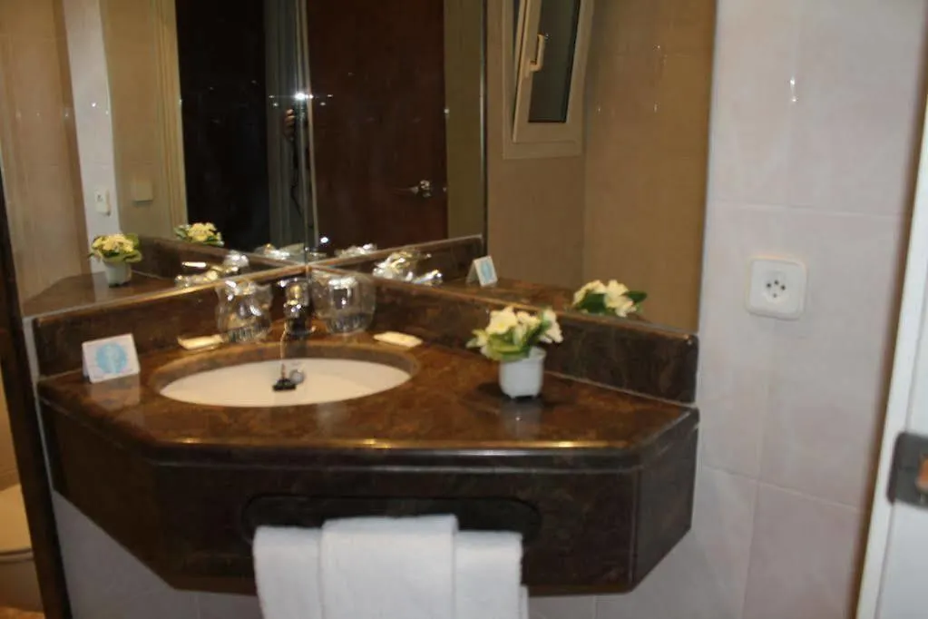 Hotel Rosa Dels Vents Sant Antoni De Calonge 3*,